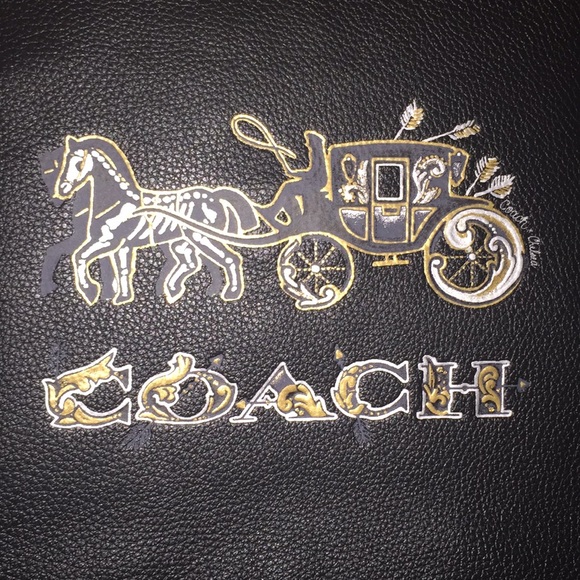 Coach Large Wristlet 30 with Chelsea anima… - Picture 5 of 6